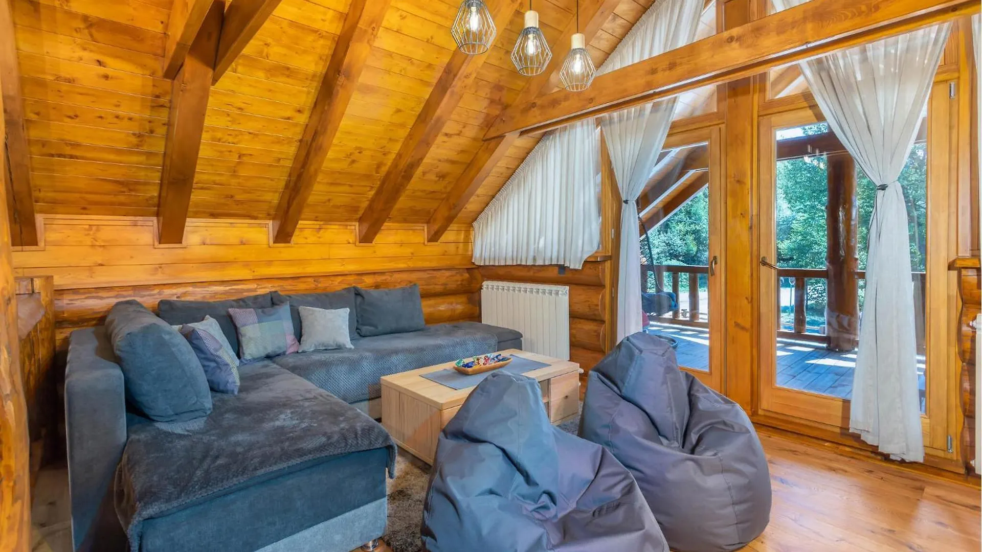 Amazing Home In Fuzine With Sauna 0*,